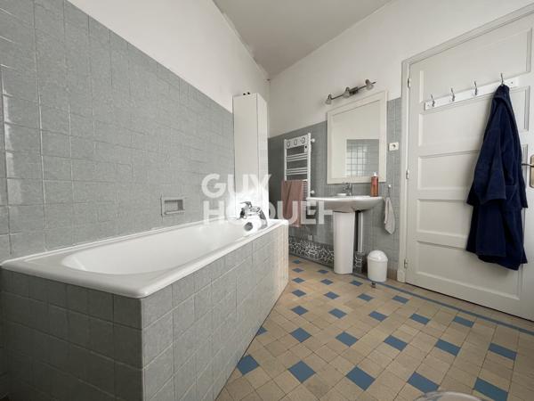 MAISON À LOUER DE 4 PIÈCES DE 110,62 M²