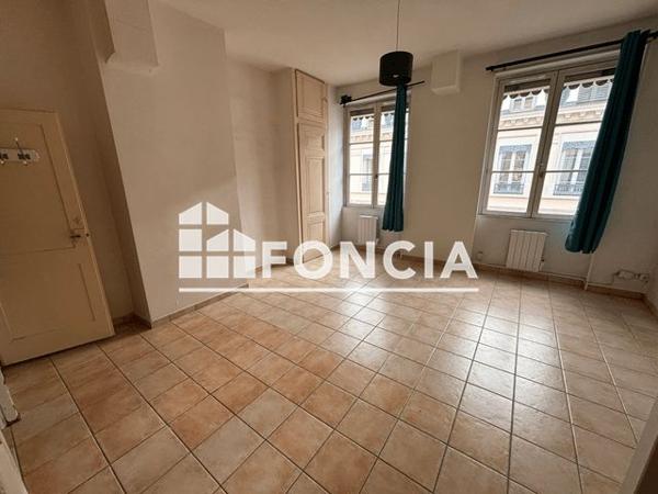 Location Studio 31.58 m² - 20 RUE DE LA CHARITE Lyon 69002