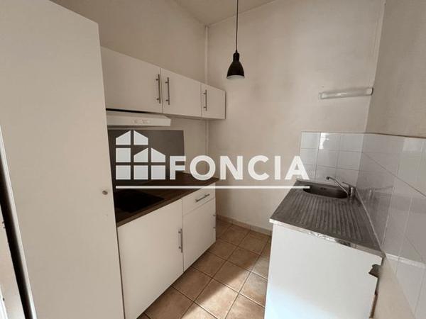 Location Studio 31.58 m² - 20 RUE DE LA CHARITE Lyon 69002