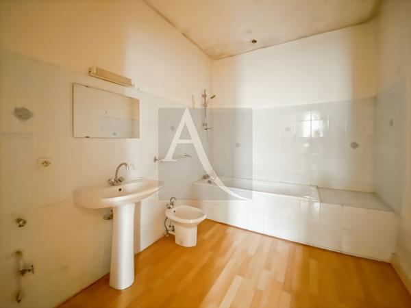 Maison de village en pierre