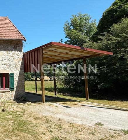 Maison 7 pièces, 4 chambre à Naillat : Quand la pierre ancienne murmure au coeur de la nature