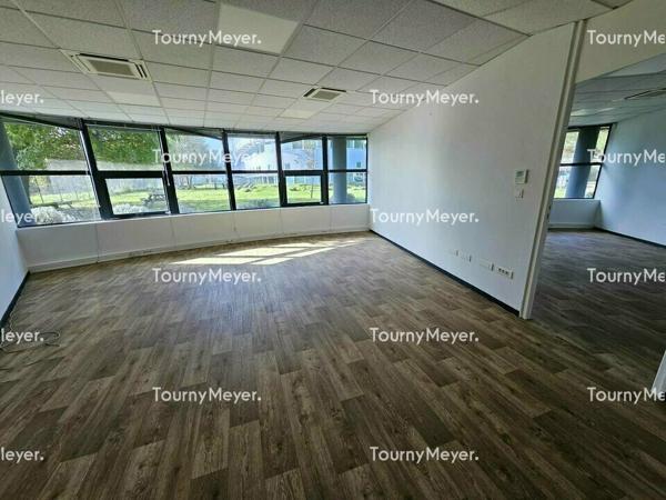 Bureaux lumineux et divisibles à louer - Mérignac