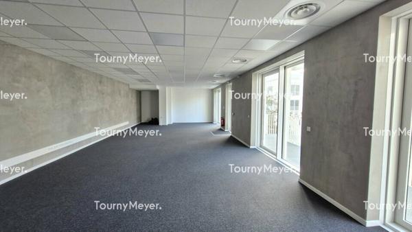 BUREAUX NEUFS - A LOUER - BRUGES