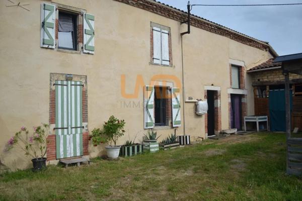 Corp DE Ferme Avec Terrain