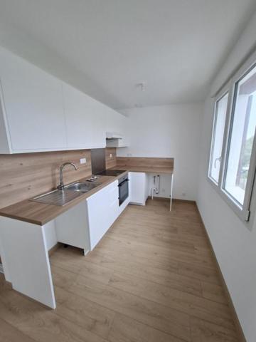 Appartement T2 à louer Breal Sous Montfort - 33 m² (réf : 559826)