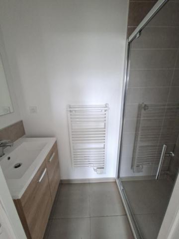 Appartement T2 à louer Breal Sous Montfort - 33 m² (réf : 559826)