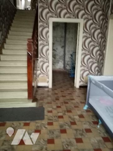 Maison de village , grand volumes, terrain attenant et dépendances