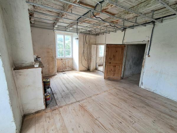 Maison 3 pièces - 180 m² Exclusivité