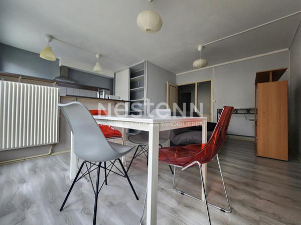 31500 Quartier Amouroux Proche Métro Roseraie Beau T3 Meublé  entièrement équipé de 60.1m² avec cave de 14m²