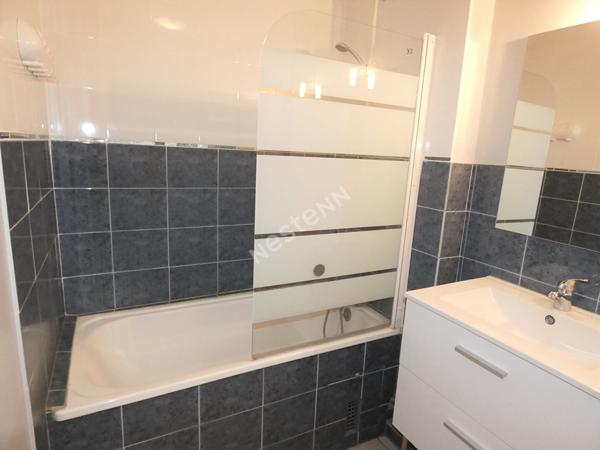 31500 Quartier Amouroux Proche Métro Roseraie Beau T3 Meublé  entièrement équipé de 60.1m² avec cave de 14m²