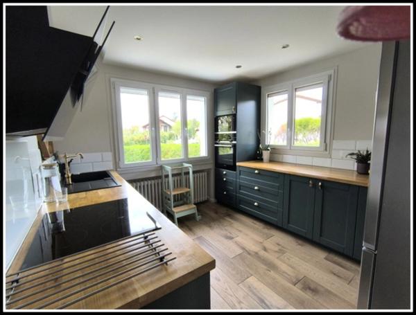 Maison rénovée 120m2 4 chambres sur terrain plat de 1000m2