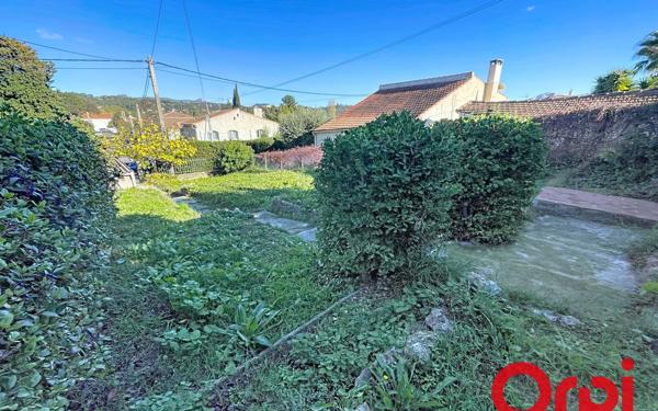 Maison à vendre    3 pièces • 47 m2 Marseille 12