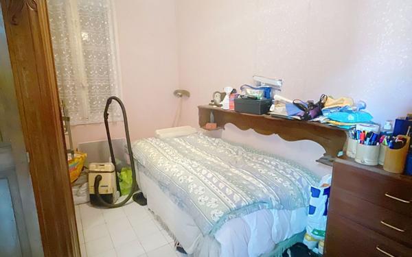 Maison à vendre    3 pièces • 47 m2 Marseille 12