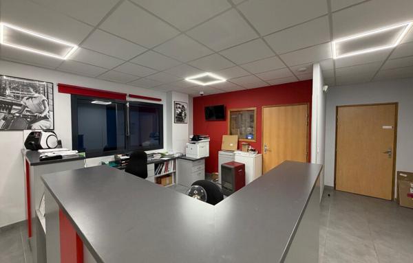 Local Commercial de 100 m²