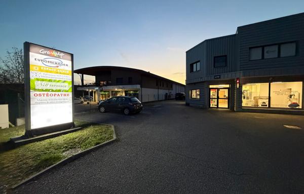 Local Commercial de 100 m²