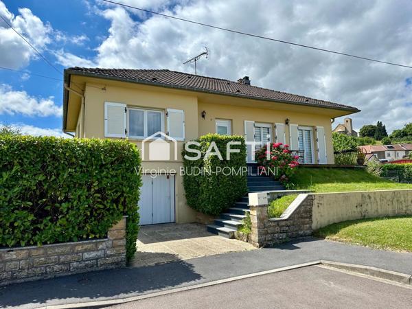 Maison individuelle plain-pied avec jardin et garage