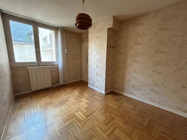 Maison 7 pièces Faubourg - 5 chambre - cours