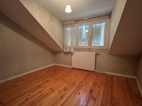 Maison 7 pièces Faubourg - 5 chambre - cours