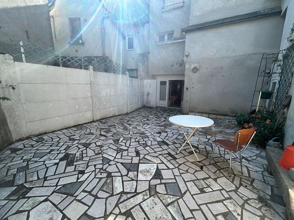 Maison 7 pièces Faubourg - 5 chambre - cours