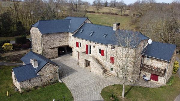 Corps de ferme à vendre à La Salvetat-Peyralès dans l'Aveyron (12440), ref : 1011007   
Aveyron