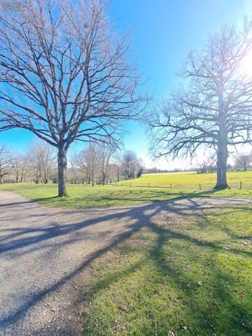 Corps de ferme à vendre à La Salvetat-Peyralès dans l'Aveyron (12440), ref : 1011007   
Aveyron