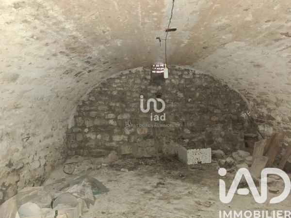 Maison à vendre 10 pièces 400 m² Breuil-Bois-Robert