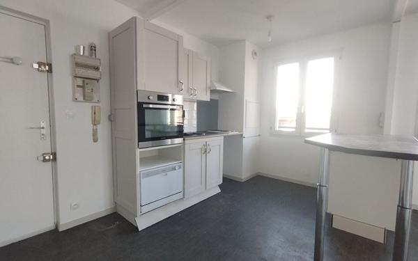 Appartement à louer    1 pièce •  Compiègne