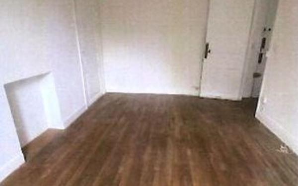 Appartement à louer    2 pièces • 40,04 m2 Paris 11