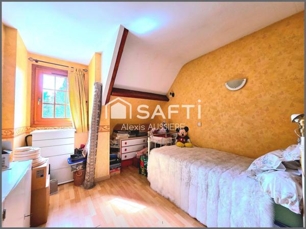 MAISON 175 M2 TERRAIN DE 2684 M2