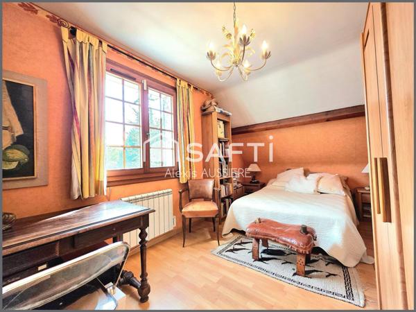 MAISON 175 M2 TERRAIN DE 2684 M2