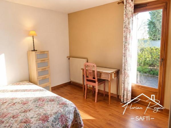 Maison + 2 T2 indépendants sur 4 857 m² de terrain