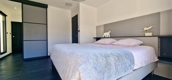 VILLA CONTEMPORAINE T6 DE GRAND STANDING - CASTELNAU LE LEZ (CAYLUS) 1 249 500 €