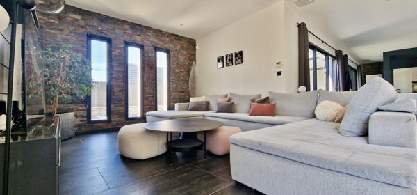 VILLA CONTEMPORAINE T6 DE GRAND STANDING - CASTELNAU LE LEZ (CAYLUS) 1 249 500 €