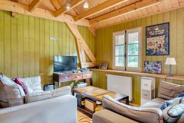 Propriété 1,40 ha (prairie 1,20ha) 2 bâtisses, 3 logements pour 293m2 habitables