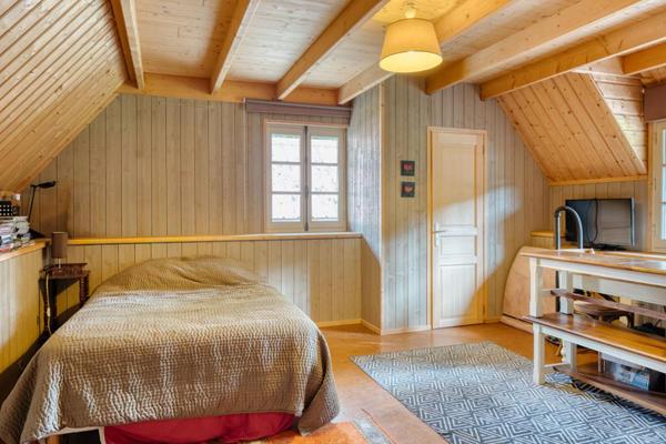 Propriété 1,40 ha (prairie 1,20ha) 2 bâtisses, 3 logements pour 293m2 habitables