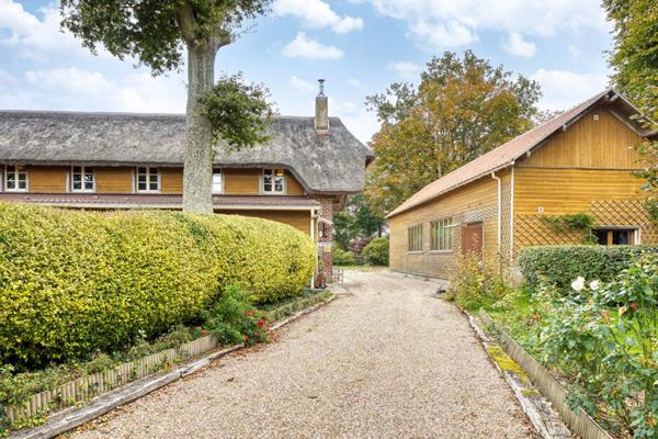 Propriété 1,40 ha (prairie 1,20ha) 2 bâtisses, 3 logements pour 293m2 habitables