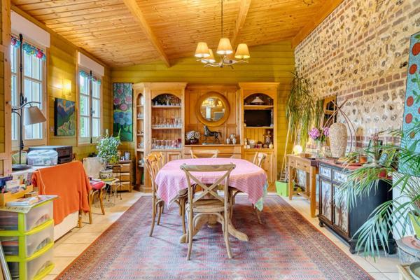 Propriété 1,40 ha (prairie 1,20ha) 2 bâtisses, 3 logements pour 293m2 habitables