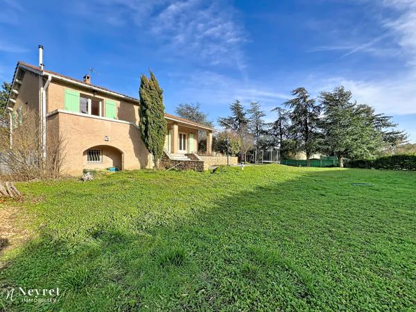 Maison d'architecte - 1880m2 de terrain avec vue