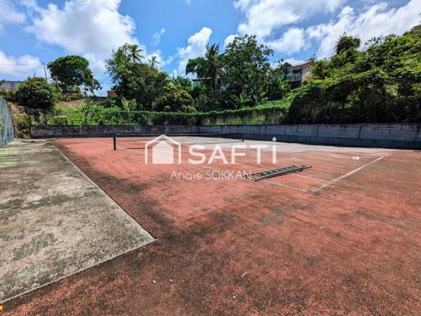 Villa d’exception avec vue mer et court de tennis privé