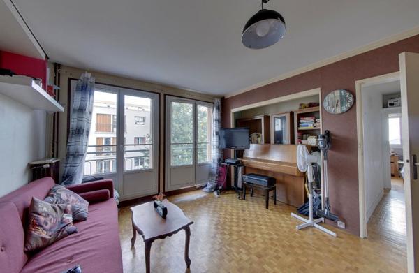 T3 MEUBLE / MONTREUIL