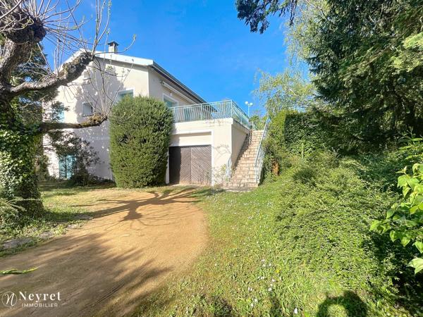 Maison de 130 m² - Parc de 1546 m² - 4 chambres - Sous sol complet de 180m²