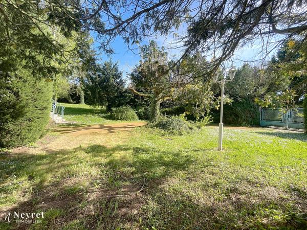 Maison de 130 m² - Parc de 1546 m² - 4 chambres - Sous sol complet de 180m²