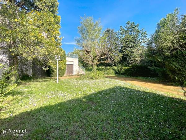 Maison de 130 m² - Parc de 1546 m² - 4 chambres - Sous sol complet de 180m²