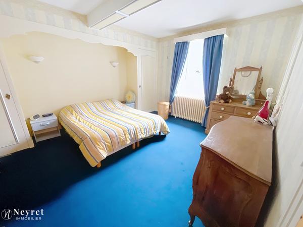Maison de 130 m² - Parc de 1546 m² - 4 chambres - Sous sol complet de 180m²