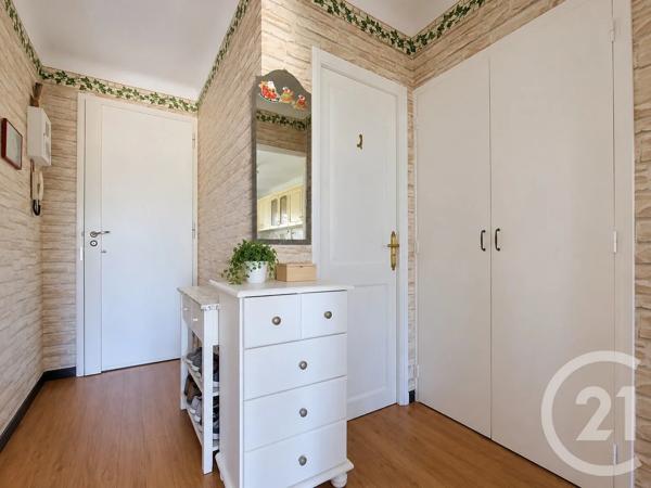 Appartement F4 à vendre  4 pièces - 77,12 m 2   DRAGUIGNAN  - 83
