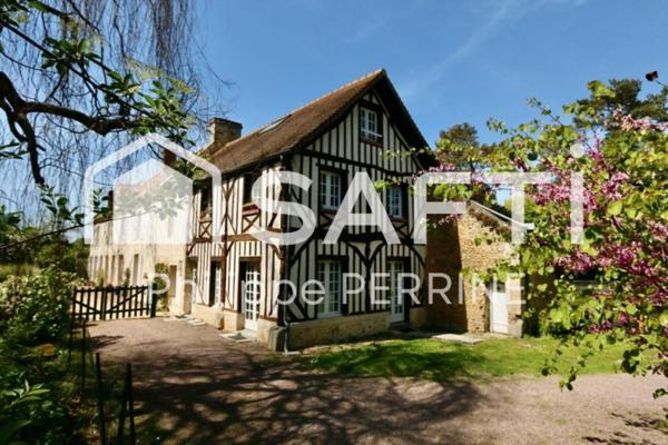 Proche Argences,  Maison de charme de 310 m2 avec dépendances dont 2 appartements indépendants