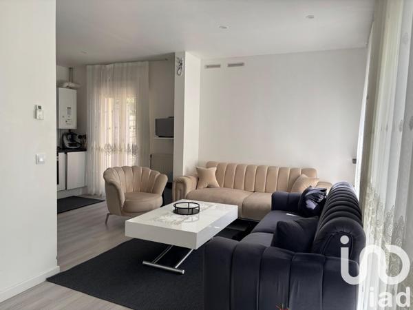 Appartement 2 pièces de 50 m² à Élancourt (78990)