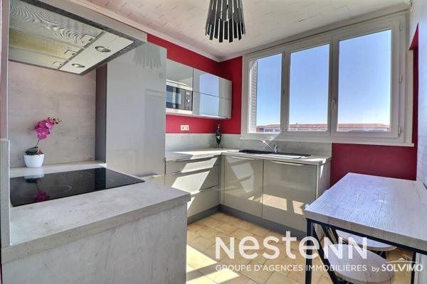 Appartement T4, Saint-Priest Centre ville, 71m2, dernier étage, balcon et cave