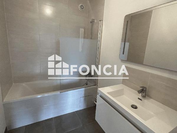 Location Appartement 3 pièces 63.79 m² - 8 ALLEE DE LA CASCADE Rueil Malmaison 92500