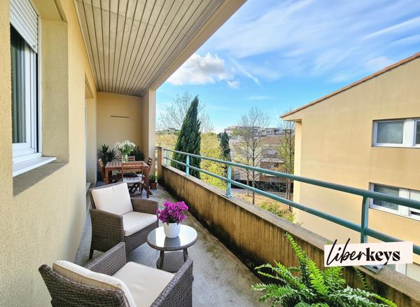 Appartement T2 avec terrasse et place de parking en sous sol